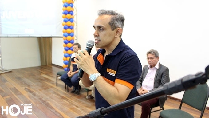   “Nenhum governador vai conseguir resolver os problemas do RN no primeiro dia de mandato", diz Brenno