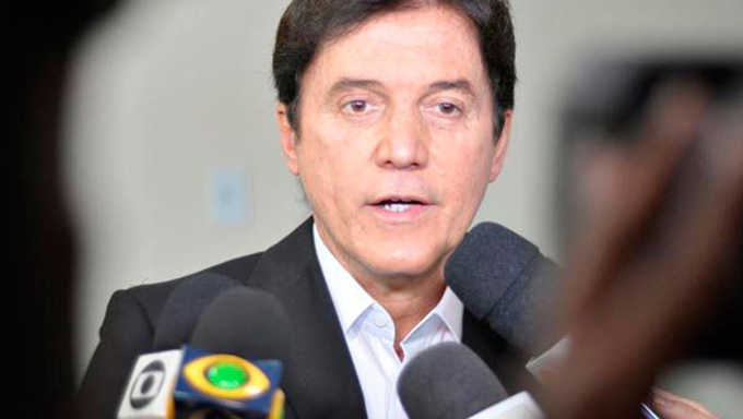   A Polícia Federal (PF) cumpriu um mandado judiciais relacionadas ao governador Robinson Faria (PSD), e ao filho dele, o deputado federal Fábio Faria (PSD-RN)