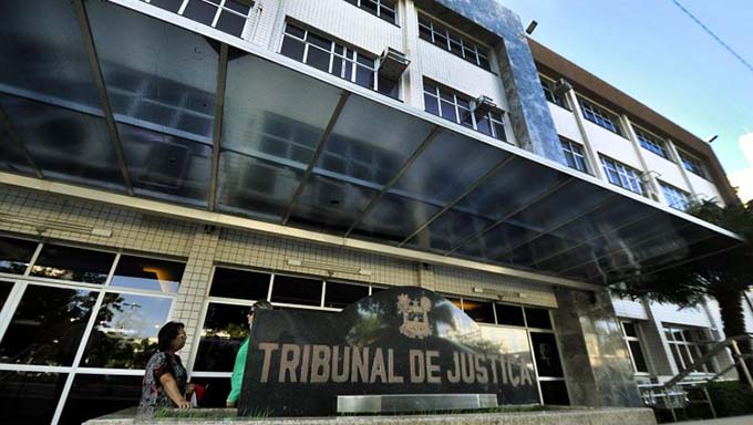   A determinação é do juiz Bruno Montenegro Ribeiro Dantas e foi proferida nesta terça-feira (19)