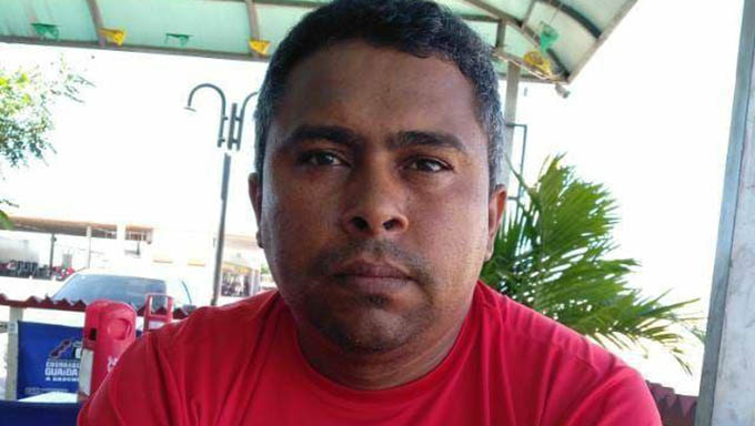   [CRIME] João Maria Figueiredo foi encontrado morto com 7 tiros na cabeça na zona norte de Natal.  primeira hipótese para o crime era de assalto seguido de morte. Entretanto, quanto os peritos do ITEP começaram a examinar o corpo ainda no local, perceberam que haviam pelo menos 7 perfurações na cabeça