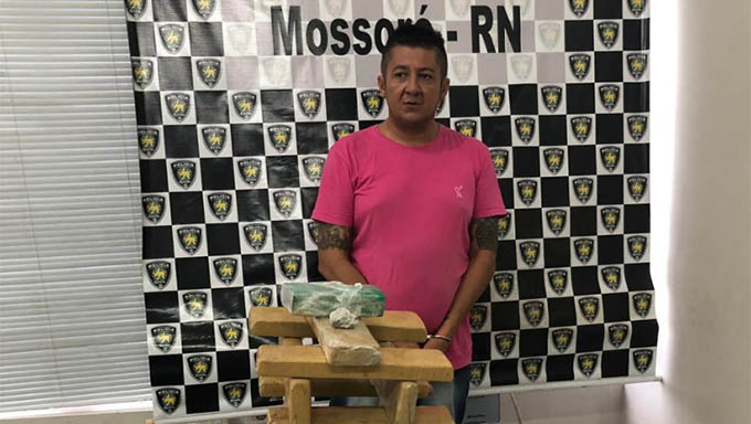   Araponga não tinha armas, mas possuía várias munições, 18kg de maconha, mais de 5 kg de Cocaína e pedras de crack