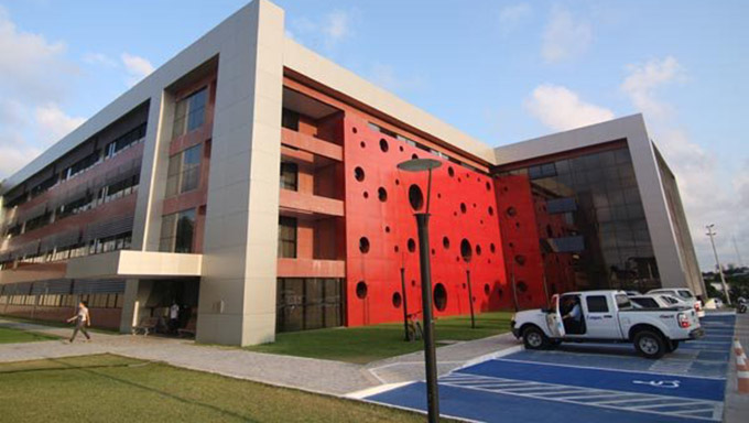   O Instituto Metrópole Digital (IMD), unidade acadêmica especializada da Universidade Federal do Rio Grande do Norte (UFRN), está com três vagas a serem preenchidas para Professor(a) do Magistério Superior, em regime de trabalho de dedicação exclusiva, com remuneração inicial de R$ 10.043,67