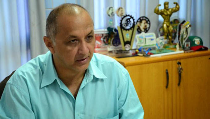  Advogado criminalista Abrão Dutra, além de ser o atual coordenador do Detran, também foi candidato a deputado estadual e é ex secretário municipal de Esportes