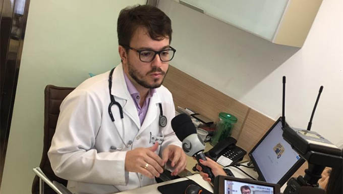   Infectologista Igor Thiago disse que a vacina na fase inicial é uma forte aliada no combate à doença