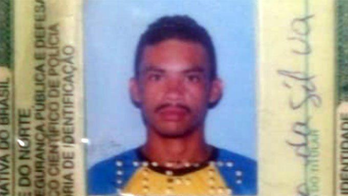 Imagem 1 -  Thiago Marcelino foi morto com tiros de revólver calibre 38, dentro de sua residência, na Vila Santa Catarina.