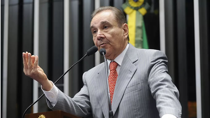   A procuradora-geral da República, Raquel Dodge, defende que a investigação contra o ex-senador José Agripino Maia, por suposto recebimento de propina de mais de R$ 1 milhão, seja conduzida pela Justiça Federal no Rio Grande do Norte