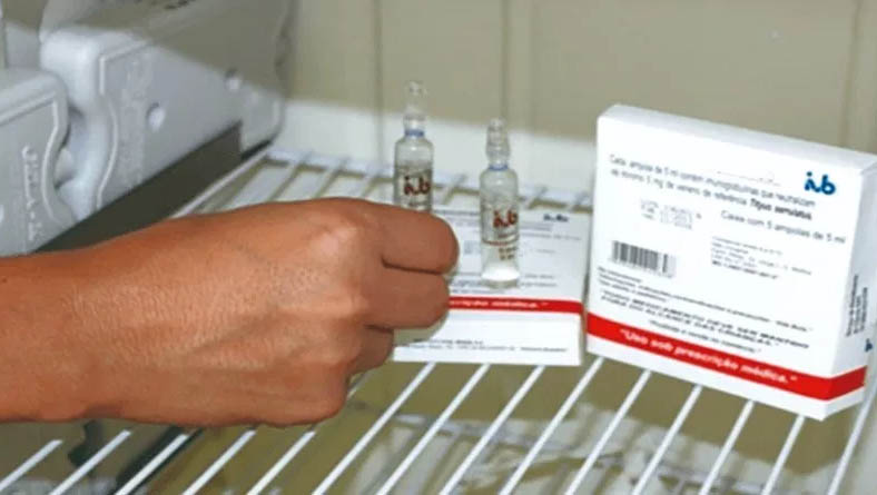   O estoque de soro antirrábico está zerado e o antiofídico está em situação crítica no estado.