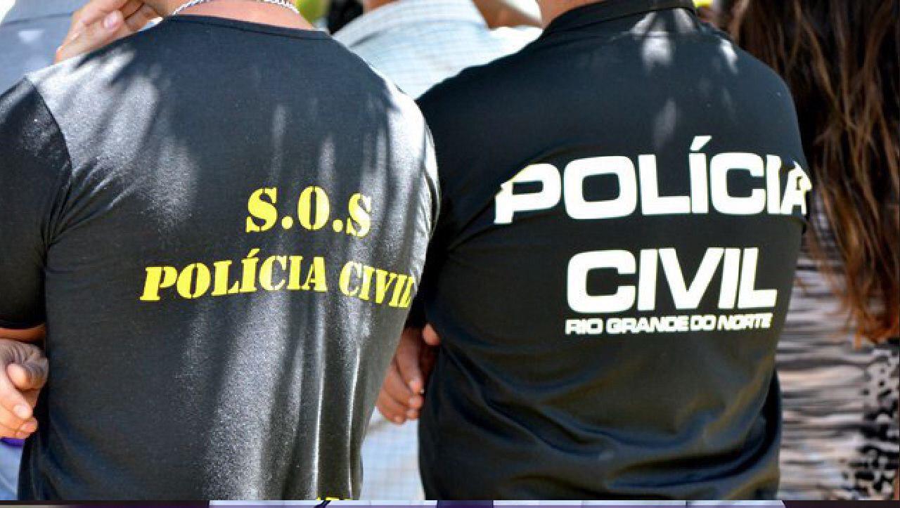   Polícia Civil de Acari prende suspeito de divulgar vídeo de nudez de uma adolescente.