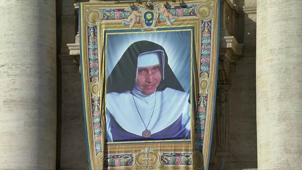   Vaticano considera Irmã Dulce a primeira santa verdadeiramente brasileira.