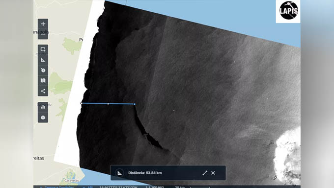  Satélite mostra grande vazamento de óleo à 54 km da costa do Nordeste, ao sul da Bahia.