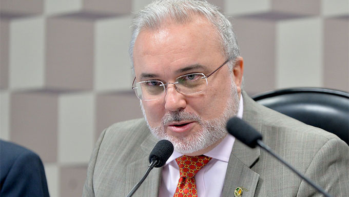   Na avaliação do senador Jean Paul Prates (PT-RN), é inegável que o setor de educação do País enfrenta problemas, mas é preciso reconhecer os avanços dos últimos anos após décadas de subfinanciamento público para o setor. 