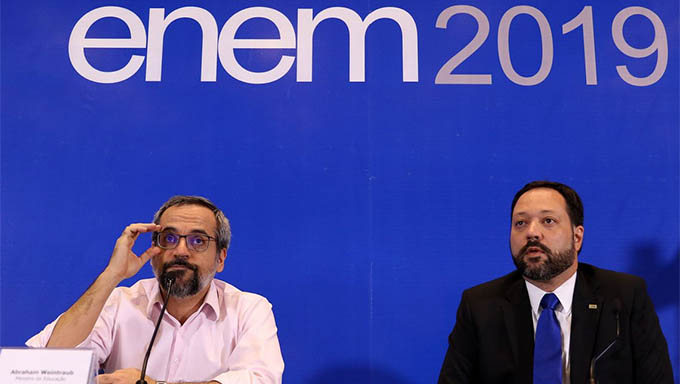   Enem 2019: “Deu tudo certo, foi tudo perfeito, funcionou tudo bem. Tivemos a mais baixa abstenção da história”, avaliou o ministro da Educação, Abraham Weintraub.