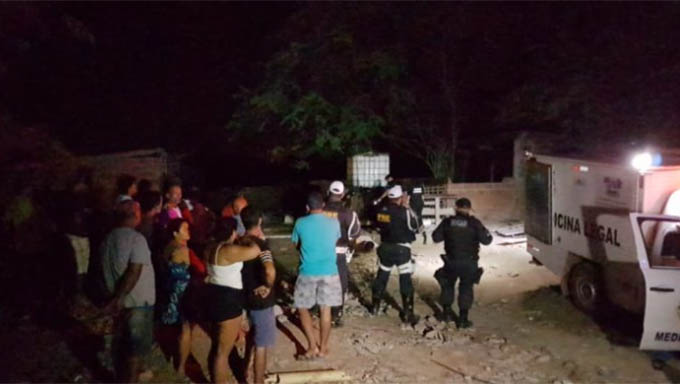   Com esta ocorrência, o números de Condutas Violentas Letais e Intencionais em Mossoró chega ao número 200; foi a segunda ocorrência desta natureza nesta terça-feira. A primeira foi perto da Indufal, nas Barrocas.