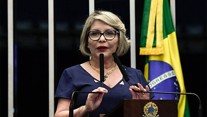   Juíza Selma havia sido eleita pelo PSL em 2018 com um forte discurso contra a corrupção e terminou sendo cassada, juntamente com os suplementes, por prática de "caixa dois" de pelo menos R$ 1,5 milhão