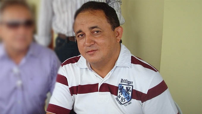   O ex-prefeito Braz Costa Neto, de Felipe Guerra, foi recolhido a prisão nesta quinta-feira, 12, para cumprimento de sentença condenatória por inúmeros crimes de desvios de recursos públicos de época que foi prefeito