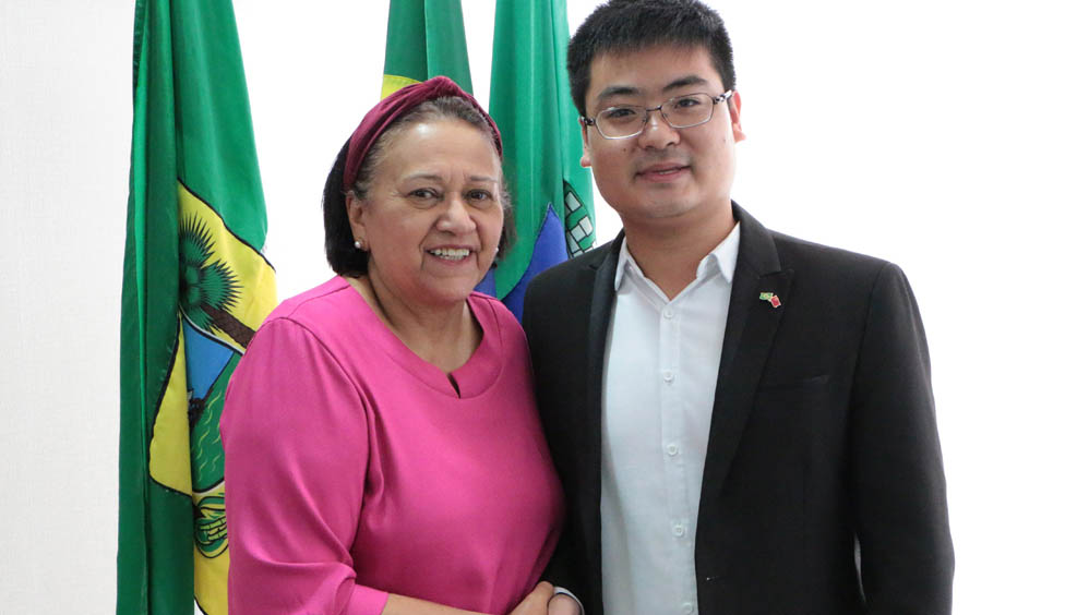   Fátima recebe empresário de gigante chinesa que quer se instalar no RN. A visita da Kerui Petroleum, que aconteceu nesta quarta-feira, foi um desdobramento da missão à China, quando a Chefe do Executivo Estadual esteve no país asiático, no período de 26 de novembro a 2 de dezembro, prospectando investimentos para o estado.