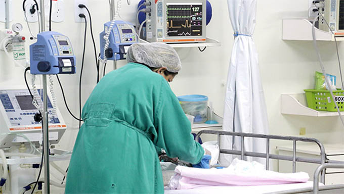   Atendimentos haviam sido suspensos por falta de médicos para manter a unidade aberta; Com a cobertura que será dado pela cooperativa médica, a UTI volta a receber pacientes do mesmo jeito de antes