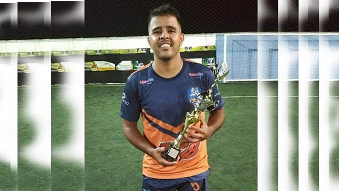   Ex-jogador do Potiguar é morto a tiros por assaltantes em Mossoró. Thiago Millan teria se assustado com os assaltantes, que abriram fogo. Ainda foi socorrido para a UPA do Alto São Manoel, mas não resistiu.