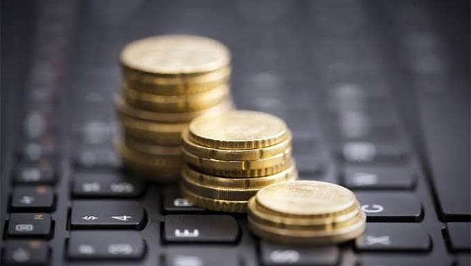   Investimentos seguros e bem planejados garantem que  os seus lucros rendam e com isso você terá sempre no final do mês  alguma reserva para alguma emergência, por exemplo.  