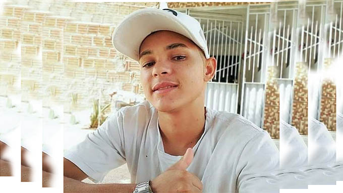   Márcio Freire, de 24 anos, foi baleado e, apesar de ter sido socorrido ao hospital local, não resistiu aos ferimentos e morreu. Ele é de Grossos e não tem envolvimento.