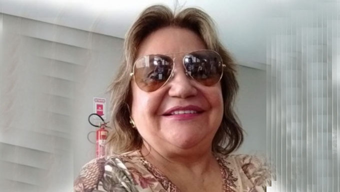   O destaque é do Blog de Carlos Santos: "Lúcia Dantas ignorou a ameaça da pandemia e chegou a ironizar seus efeitos, com postagens nas redes sociais que desafiavam o perigo e convocavam outras pessoas ao mesmo duelo contra as evidências.