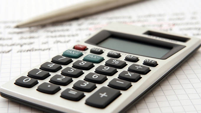   A declaração anual do Imposto de Renda (IR) precisa ser feita até o dia 30 de junho de 2020, mas é recomendável que seja concluída com certa antecedência, para que o contribuinte possa revisar as informações fornecidas.