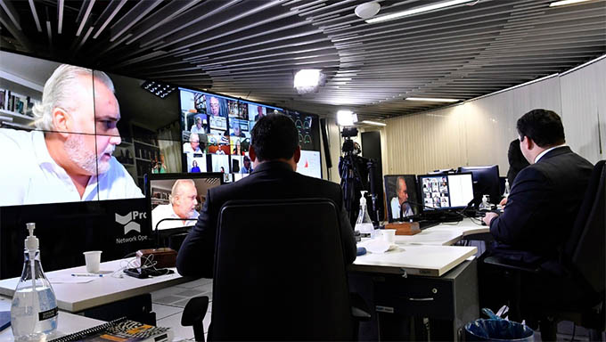   O senador Jean Paul Prates (PT-RN) defendeu, nesta quarta-feira (22), a inclusão dos trabalhadores rurais e domésticos nas categorias que serão beneficiadas pelo auxílio emergencial de R$ 600.