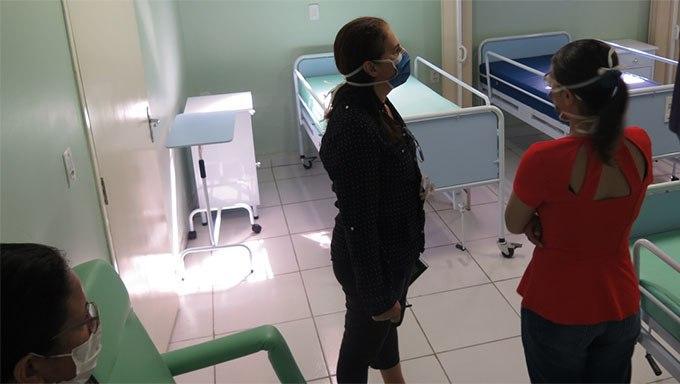  Cinco dos 19 pacientes com covid-19 no São Luiz são de Areia Branca, um número considerado alto com relação ao número de habitantes do município. A direção do Hospital São Luiz, que tem a frente Larizza Queiroz, está trabalhando para abrir outros 10 leitos de UTI e 15 leitos de UCI nesta quarta-feira (6).