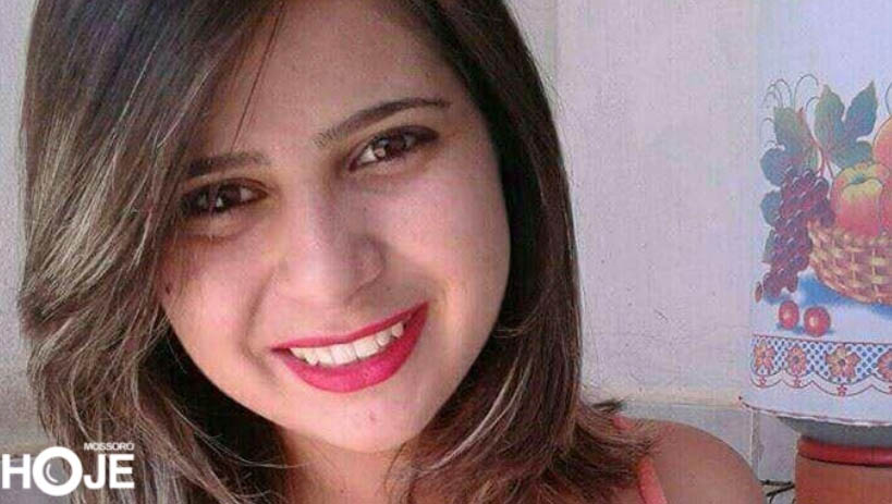   Caso Valéria: assassinato da universitária completa quatro anos sem solução. Valéria Patrícia desapareceu em um domingo, 11 de setembro de 2016. No dia 15 do mesmo mês o corpo dela foi encontrado em um matagal, morta com um tiro na cabeça. Quatro anos depois a pergunta que segue na cabeça da população é: Quem matou Valéria? Caso da jovem encontra-se arquivado no momento.
