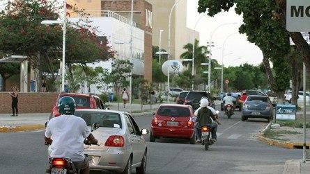 Imagem 1 -  PORTAL MOSSORÓ HOJE, a partir desta sexta-feira, 23, vai está mostrando quais são as propostas dos seis candidatos a prefeito para sanar os principais problemas de Mossoró. O primeiro tema foi mobilidade urbana. Confira o que diz os candidatos sobre o tema.