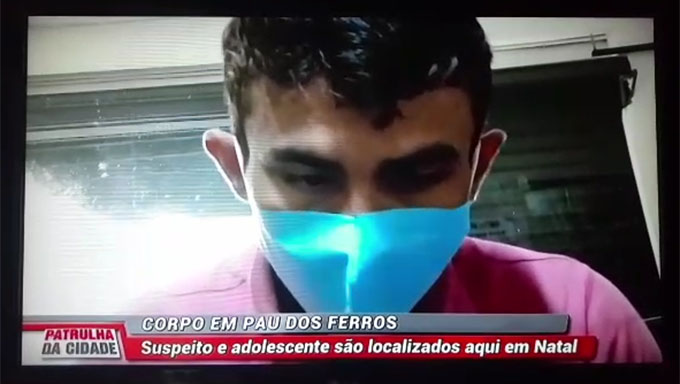   O casal foi preso na rodoviária em Natal. A adolescente confessou o assassinato da menina Raíssa, desaparecida desde o dia 26 em Pau dos Ferros. Não explicou os motivos. Já o companheiro dela, Gilnei Bento, que é condenado por estudo e foragido de Justiça, desconversou. Disse que encontrou o corpo da menina Raíssa em sua casa e fugiu.
