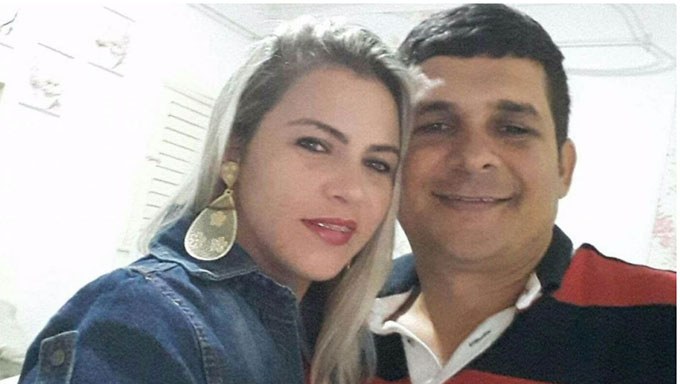   Quércia é filha da vereadora Helena de Lair; Na foto, ela aparece ao lado do marido, o engenheiro José Ivan, que ela teria mando matar por um valor de R$ 5 mil reais. Ao menos é o que consta nas mensagens de celular apreendidas pela Polícia Civil durante as investigações; Na primeira ocasião que foi presa, em setembro de 2020, Quércia conseguiu habeas corpus; Com a prisão, ela deve ser levada a julgamento popular possivelmente em Mossoró