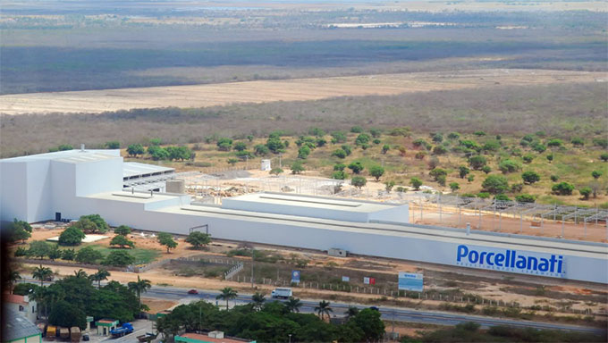   O Grupo Itagrês, proprietária da Porcellanati, descumpriu a Lei 1.968 de 16 de junho de 2004, através da qual recebeu terreno, água, luz, acesso, gás natural, isenção fiscal e empréstimo de dezenas de milhões de dólares, com o compromisso de colocar a unidade em funcionamento, gerando pelo menos 99 empregos diretos. Apesar de tudo que recebeu, passados quase 20 anos, a unidade não gerou empregos, só dívidas milionárias.  O local deve ser destinado para retirar a Usibras da área urbana e instalar uma fábrica de pré-moldados, gerando assim centenas de postos de trabalho em Mossoró-RN.