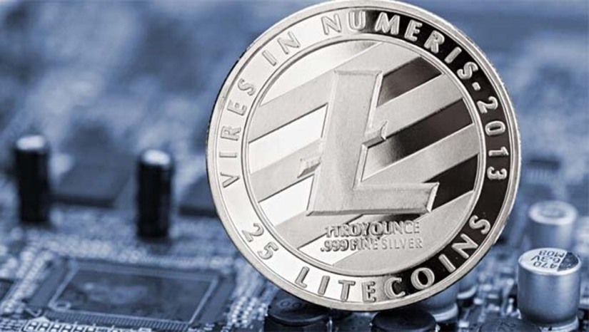 Imagem 1 - A Litecoin é descrita por seus criadores como uma moeda digital de peer-to-peer. É a fork (faca) da Bitcoin que possui um código fonte aberto. Imagem 1 - A Litecoin é descrita por seus criadores como uma moeda digital de peer-to-peer. É a fork (faca) da Bitcoin que possui um código fonte aberto.
