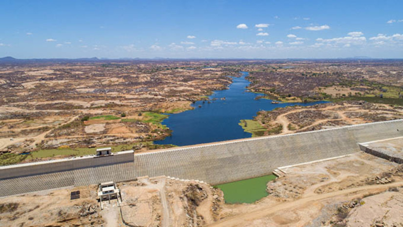 Imagem 1 - Barragem de Oiticica, que quando concluída vai armazenar até 600 milhões de metros cúbicos de água no município de Jucurutu-RN, entra em nova fase com o avanço de obras sociais, com a conclusão da nova Barra de Santana. A previsão é acontecer a transferência das famílias das áreas que serão alagadas no primeiro trimestre de 2022 Imagem 1 - Barragem de Oiticica, que quando concluída vai armazenar até 600 milhões de metros cúbicos de água no município de Jucurutu-RN, entra em nova fase com o avanço de obras sociais, com a conclusão da nova Barra de Santana. A previsão é acontecer a transferência das famílias das áreas que serão alagadas no primeiro trimestre de 2022