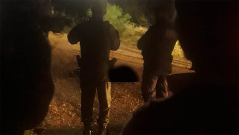 Imagem 1 - É a quarta ocorrência de Conduta Violenta Letal e Intencional registrada no bairro nos últimos 7 dias, sendo que a última ocorrência desta natureza aconteceu na noite deste domingo, na região do bairro conhecida por Papoco Imagem 1 - É a quarta ocorrência de Conduta Violenta Letal e Intencional registrada no bairro nos últimos 7 dias, sendo que a última ocorrência desta natureza aconteceu na noite deste domingo, na região do bairro conhecida por Papoco