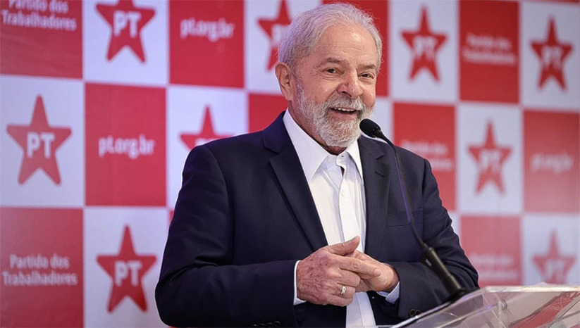 Imagem 1 -  Lewandowski suspende último processo contra Lula decorrente da Lava Jato . O processo trata de um suposto tráfico de influência na compra de caças Gripen, fabricados na Suécia, destinados à Aeronáutica brasileira. O pedido de suspensão foi realizado pela defesa do ex-presidente, que criticou a conduta da Lava Jato contra ele e alegou que havia um plano de utilizar o direito para atacar tanto Lula quanto sua defesa. A ação é a quarta contra o ex-presidente pela Lava Jato. As outras são os casos do tríplex do Guarujá, que foi arquivado; o sítio de Atibaia, que foi anulado; e o Instituto Lula, que também sofreu suspensão. 