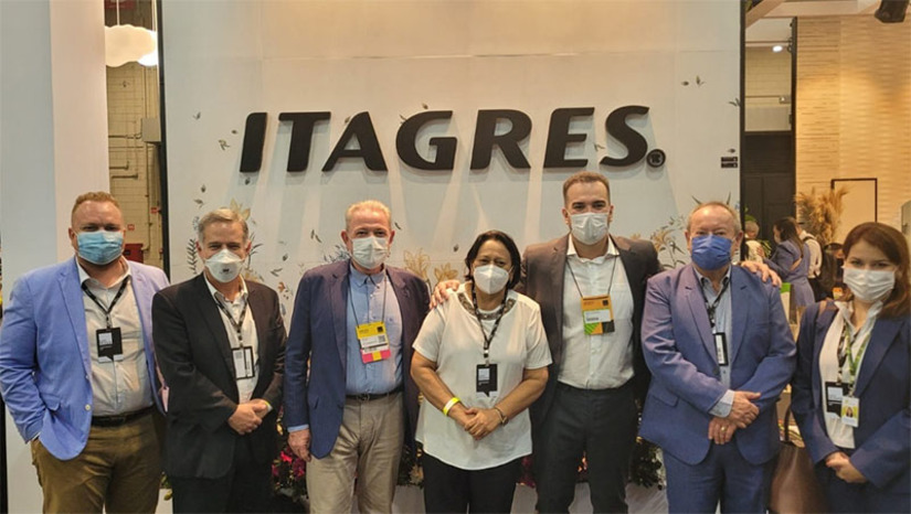 Imagem 1 - Fátima destaca importância do Proedi para o fortalecimento da indústria no Rio Grande do Norte. A governadora participa da 20ª Edição da Expo Revestir, em São Paulo, e destaca importância do Programa de Estímulo ao Desenvolvimento Industrial no fortalecimento da indústria no RN. Na ocasião, ela destacou a retomada das atividades da Itagres Revestimentos Cerâmicos, em Mossoró, após oito anos de interrupção. A empresa, que aderiu ao Proedi, é uma das maiores no ramo ceramista do Brasil, e desde fevereiro deste ano, passou a gerar 150 empregos diretos. Imagem 1 - Fátima destaca importância do Proedi para o fortalecimento da indústria no Rio Grande do Norte. A governadora participa da 20ª Edição da Expo Revestir, em São Paulo, e destaca importância do Programa de Estímulo ao Desenvolvimento Industrial no fortalecimento da indústria no RN. Na ocasião, ela destacou a retomada das atividades da Itagres Revestimentos Cerâmicos, em Mossoró, após oito anos de interrupção. A empresa, que aderiu ao Proedi, é uma das maiores no ramo ceramista do Brasil, e desde fevereiro deste ano, passou a gerar 150 empregos diretos.