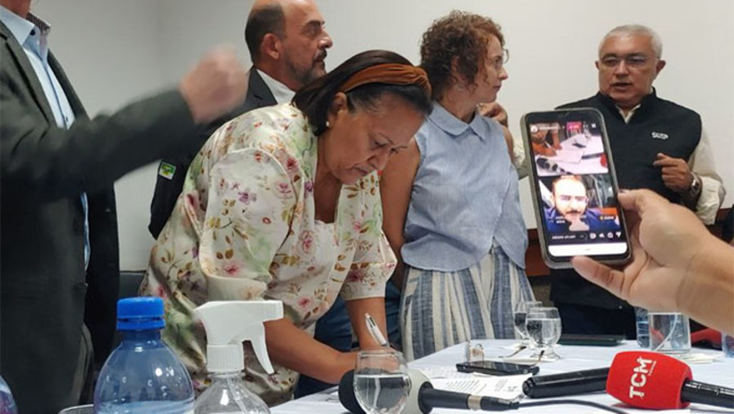 Imagem 1 - A solenidade foi para anunciar o reforço de pelo menos 600 homens para garantir a segurança do MCJ 2022, entrega de 10 motos para reforço do patrulhamento em Mossoró e também para a assinar a ordem de serviço para construir o 112o BPM, numa área doada pela UERN perto do Hospital Regional da Mulher Imagem 1 - A solenidade foi para anunciar o reforço de pelo menos 600 homens para garantir a segurança do MCJ 2022, entrega de 10 motos para reforço do patrulhamento em Mossoró e também para a assinar a ordem de serviço para construir o 112o BPM, numa área doada pela UERN perto do Hospital Regional da Mulher