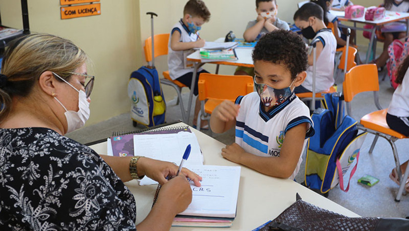 Imagem 1 - PMM convoca professores aprovados no PSS da educação; esta é a 8º convocação de aprovados. A convocação consta na edição do JOM desta segunda-feira (2). Os docentes convocados irão atuar nas áreas de Educação Infantil, Ensino Fundamental Anos Iniciais e Anos Finais nas disciplinas de Língua Portuguesa, Geografia, História e Ciências. A primeira chamada do Processo Seletivo Simplificado (PSS) aconteceu em 14 de outubro do ano passado. Desde então, a Prefeitura de Mossoró já convocou 360 candidatos aprovados, incluindo a publicação desta segunda; veja a lista com os nomes. Imagem 1 - PMM convoca professores aprovados no PSS da educação; esta é a 8º convocação de aprovados. A convocação consta na edição do JOM desta segunda-feira (2). Os docentes convocados irão atuar nas áreas de Educação Infantil, Ensino Fundamental Anos Iniciais e Anos Finais nas disciplinas de Língua Portuguesa, Geografia, História e Ciências. A primeira chamada do Processo Seletivo Simplificado (PSS) aconteceu em 14 de outubro do ano passado. Desde então, a Prefeitura de Mossoró já convocou 360 candidatos aprovados, incluindo a publicação desta segunda; veja a lista com os nomes.