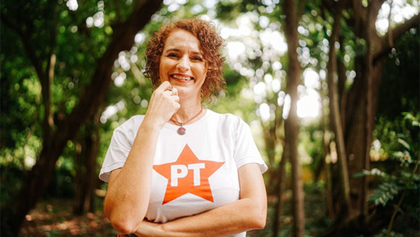 Imagem 1 -  “Aparecer nas pesquisas desta forma nos dá uma responsabilidade gigante, especialmente sendo a única deputada de Mossoró. Mossoró não é uma cidade qualquer e precisa sim ter seus pleitos, suas dores e anseios representados junto ao governo do Estado e na Assembleia Legislativa. Com muita garra, estou sempre trabalhando muito pela nossa Mossoró e todo o RN. Recebo a pesquisa com gratidão e humildade porque sei que a eleição deste ano não será fácil. Vamos à luta!”, destacou Isolda Dantas.