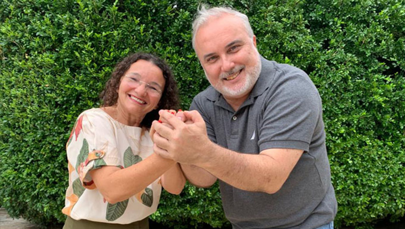 Imagem 1 -  A vereadora Marleide Cunha quer reforço do senador Jean no apoio ao cidadão mais humilde, em especial através da educação (área de sua atuação), na saúde, no meio ambiente e pensa na geração de empregos para a região de Mossoró. O senador sinalizou positivo para levar as ideias à frente através dos dois mandatos, o dele e o dela
