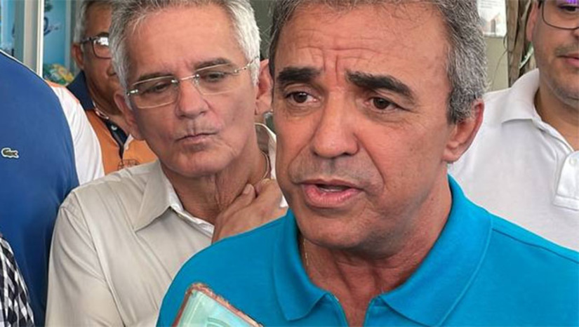 Imagem 1 -  Os outros partidos, no entanto, trabalham para preservar os mantos já existentes. Sobre o Avante, o presidente da sigla declarou: “Vamos eleger dois deputados, essa é a meta, e todos nós estamos firmes nesse propósito, cada um dos nossos pré-candidatos acreditando e envolvidos”, destaca Jorge do Rosário, um dos principais candidatos do partido a uma das 24 cadeiras da Assembléia Legislativa na próxima legislatura.