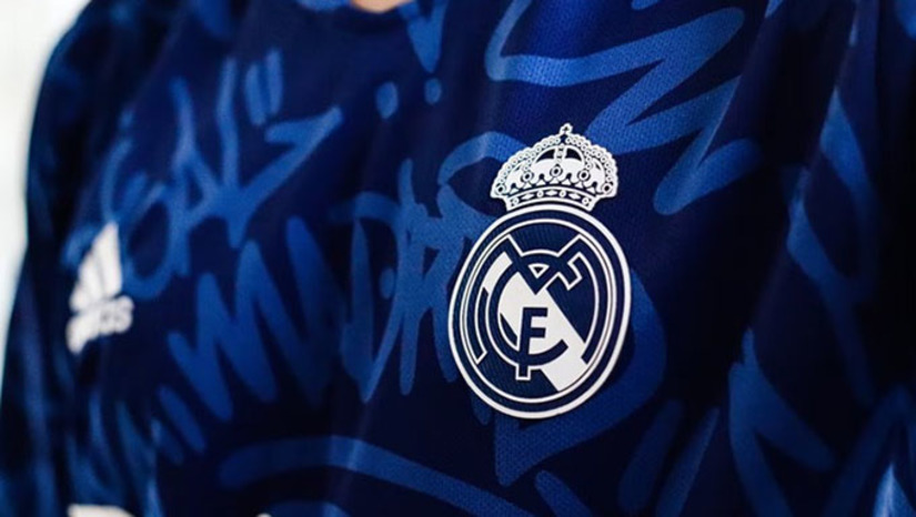 Imagem 1 - A temporada de futebol de 2022/23 na Europa começou bem recentemente. O continente enfrentou uma onda de calor que fez estragos na Espanha, França, Reino Unido, Portugal e Itália, enquanto a guerra de Putin na Ucrânia continua. Imagem 1 - A temporada de futebol de 2022/23 na Europa começou bem recentemente. O continente enfrentou uma onda de calor que fez estragos na Espanha, França, Reino Unido, Portugal e Itália, enquanto a guerra de Putin na Ucrânia continua.