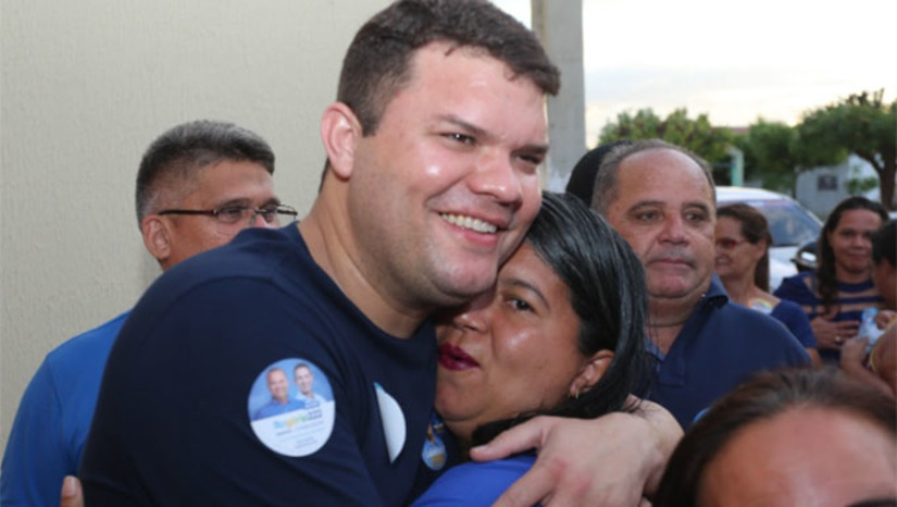   Candidato a deputado Fábio Oliveira, do AVANTE, havia impugnado a candidatura de Lawrence Amorim na Justiça Eleitoral, alegando que ele não havia se desligado da Fundação Aldenor Nogueira dentro do prazo previsto em Lei, porém, a documentação comprovou o contrário e o procurador Eleitoral Rodrigo Teles, chamado ao processo, opinou contrário a impugnação e a favor da expedição do registro de candidatura de Lawrence Amorim