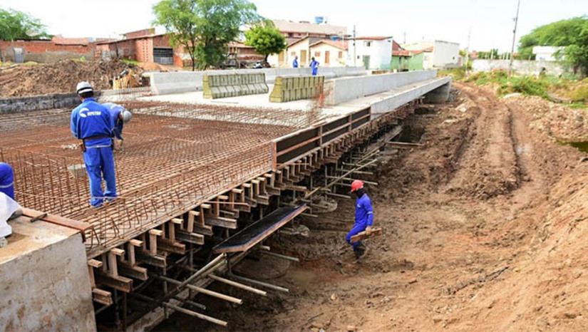 Imagem 1 -  Houve um aumento de 15,28% no custo médio por metro quadrado na construção civil do Rio Grande do Norte no período de janeiro a agosto de 2022. Já Santa Catarina (6,87%) e Pará (6,08%) tiveram as menores variações no ano