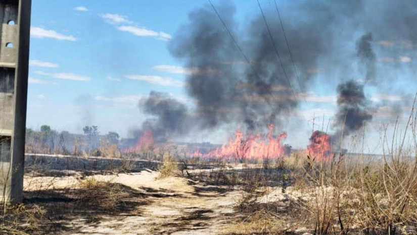 Imagem 1 -  Cosern prepara guia com orientações de segurança sobre incêndios próximos à rede elétrica. Cosern prepara guia com orientações de segurança sobre incêndios próximos à rede elétrica