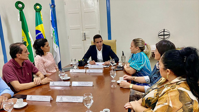 Imagem 1 - Primeira tentativa de instalar a unidade na Gangorra, entre as três cidades, ocorreu através do Governo do Estado, porém a proposta não prosperou. "Mas o prefeito de Mossoró, Allyson Bezerra, gostou da proposta e articulamos a reunião dos gestores de Mossoró, Grossos e Tibau, para instalar este serviço localizado de forma estratégica fundamental para salvar vidas, especialmente neste período de fim de ano e veraneio", diz o deputado Souza Imagem 1 - Primeira tentativa de instalar a unidade na Gangorra, entre as três cidades, ocorreu através do Governo do Estado, porém a proposta não prosperou. "Mas o prefeito de Mossoró, Allyson Bezerra, gostou da proposta e articulamos a reunião dos gestores de Mossoró, Grossos e Tibau, para instalar este serviço localizado de forma estratégica fundamental para salvar vidas, especialmente neste período de fim de ano e veraneio", diz o deputado Souza