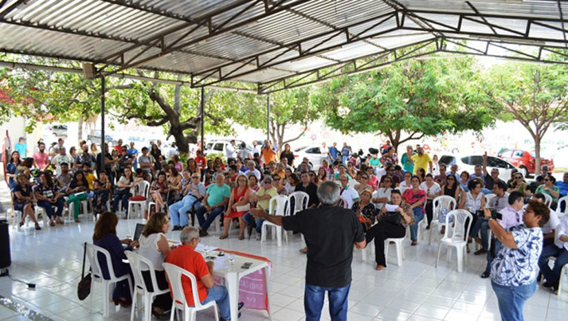 Imagem 1 - A Assembléia está sendo convocada para o início da manhã desta terça-feira, 6, na sede da ADUERN. Os professores querem aumento de 15% e a implantação do Plano de Cargo, Carreira e Remuneração e a reitora da UERN diz que o pedido dos professores está fora da realidade da instituição. Imagem 1 - A Assembléia está sendo convocada para o início da manhã desta terça-feira, 6, na sede da ADUERN. Os professores querem aumento de 15% e a implantação do Plano de Cargo, Carreira e Remuneração e a reitora da UERN diz que o pedido dos professores está fora da realidade da instituição.