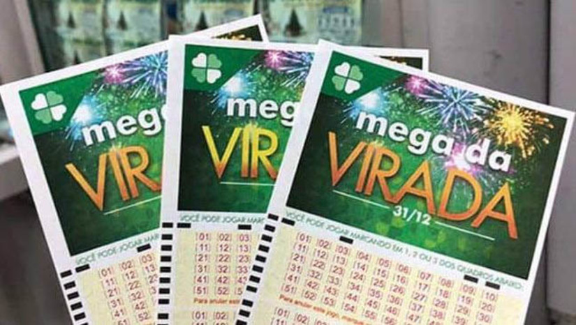 Imagem 1 - Estimativa de prêmio para a Mega da Virada 2022 atinge valor histórico de R$ 500 milhões. O valor é 32% superior ao pago em 2021, de R$ 378,1 milhões, que já tinha atingido a marca de maior prêmio de loterias no Brasil. As apostas podem ser feitas até as 17h deste sábado (31/12). O sorteio será realizado também no sábado em um estúdio de TV aberta e transmitido por diversas emissoras a partir das 20h. Imagem 1 - Estimativa de prêmio para a Mega da Virada 2022 atinge valor histórico de R$ 500 milhões. O valor é 32% superior ao pago em 2021, de R$ 378,1 milhões, que já tinha atingido a marca de maior prêmio de loterias no Brasil. As apostas podem ser feitas até as 17h deste sábado (31/12). O sorteio será realizado também no sábado em um estúdio de TV aberta e transmitido por diversas emissoras a partir das 20h.